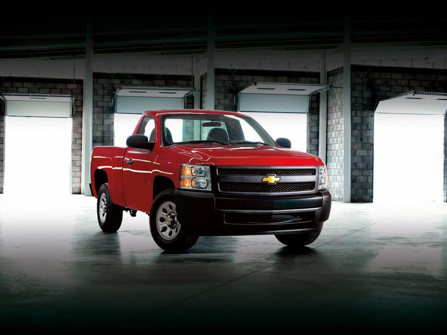  Chevrolet Silverado Regular Cab 2007 года  (фото 3 из 29)